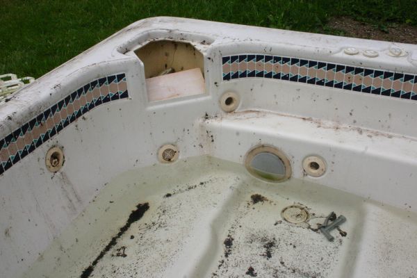 Hot Tub Removal in Stamford