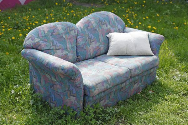Couch Disposal in Stamford